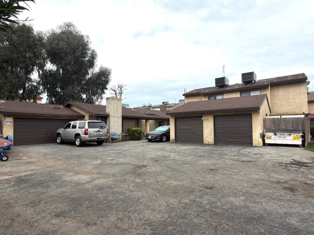 TRUST SALE  –  BAKERSFIELD